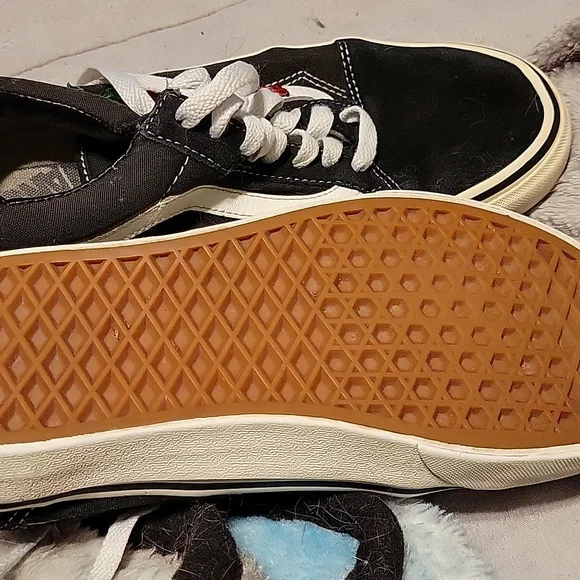 Vans used gently size 7.5 Red Rose - Picture 3 of 3